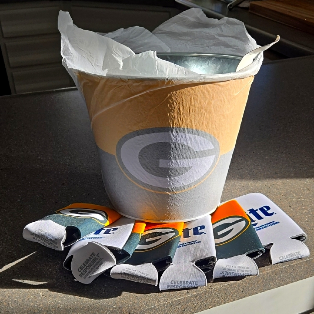 Green Bay Packers Ice Bucket with Koozies